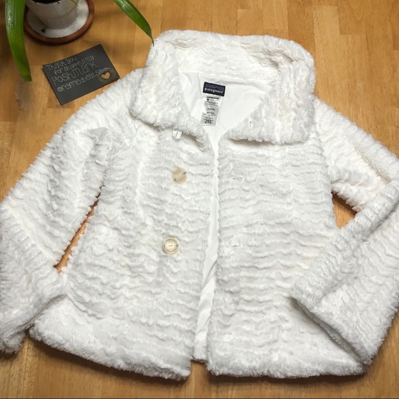 ✨ PATAGONIA WHITE FLUFFY JACKET - Picture 3 of 11